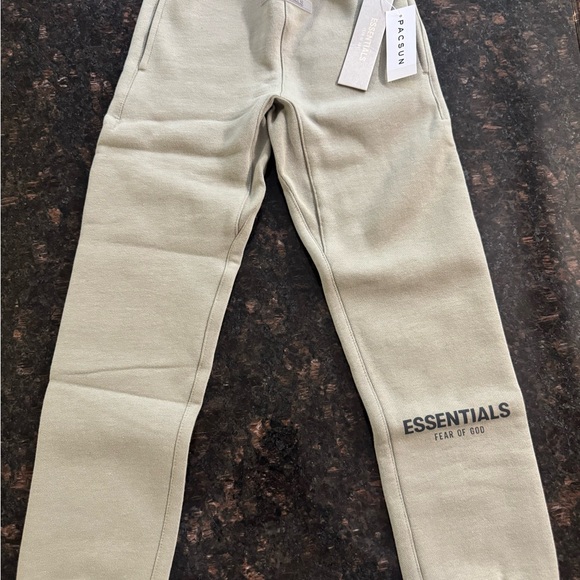 Fear of God Other - Fear of God Essentials Kids Sweatpants Pistachio Size 6/7 Small
